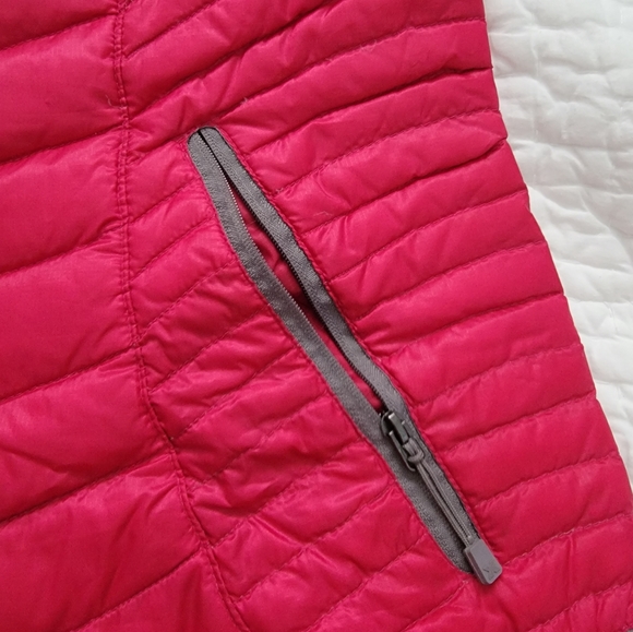 Womens puffer jacket - Picture 3 of 3